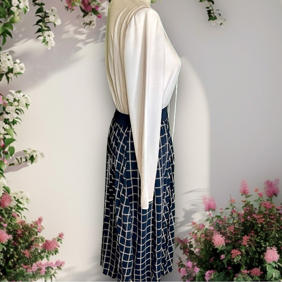 Ted Baker ‘Francesca’ Gaelic Glamour Check Print Pleated Dress US Size 4 - Picture 12 of 16